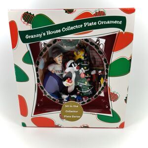 Warner Bros Looney Tunes Granny's House Collector Plate Ornament 1st Series 1999
